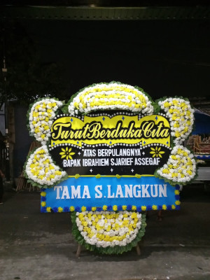 Papan Bunga Duka di Pahae Julu