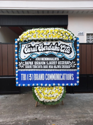 Papan Bunga Duka di Pahae Julu